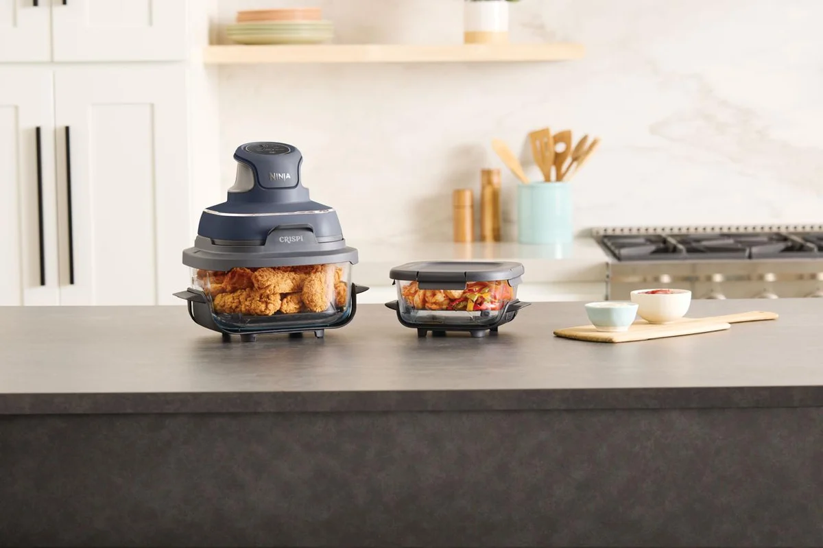 Ninja CRISPi 4-in-1 Portable Glass Air Fryer in Cyberspace colour