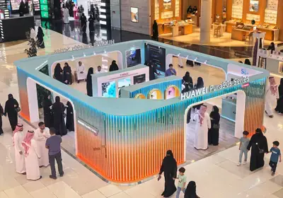 فعالية إطلاق سلسلة هواوي Pura90s في برج المملكة بالرياض