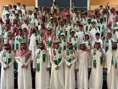 طلاب ثانوية الأبناء بالرياض يحتفلون باليوم الوطني السعودي 96 تحت شعار عزّنا بطبعنا