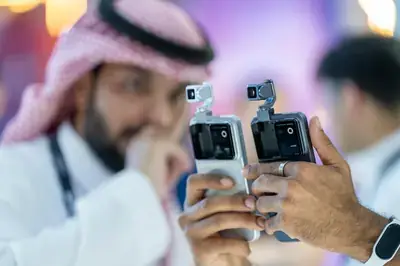 هاتف HONOR Robot Phone مع غيمبال ميكانيكي مدمج خلال مؤتمر LEAP 2026