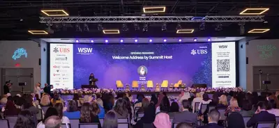 قمة النساء المشكلات للثروة في الرياض تجمع أكثر من 3000 مستثمر وقائد أعمال